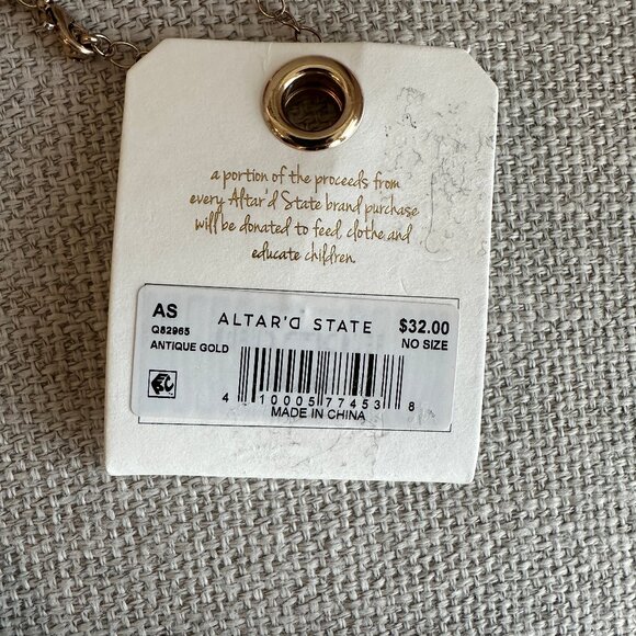 Altar'd State Antique Gold Layered Necklace with Pendant - NEW WITH TAG - Picture 8 of 9